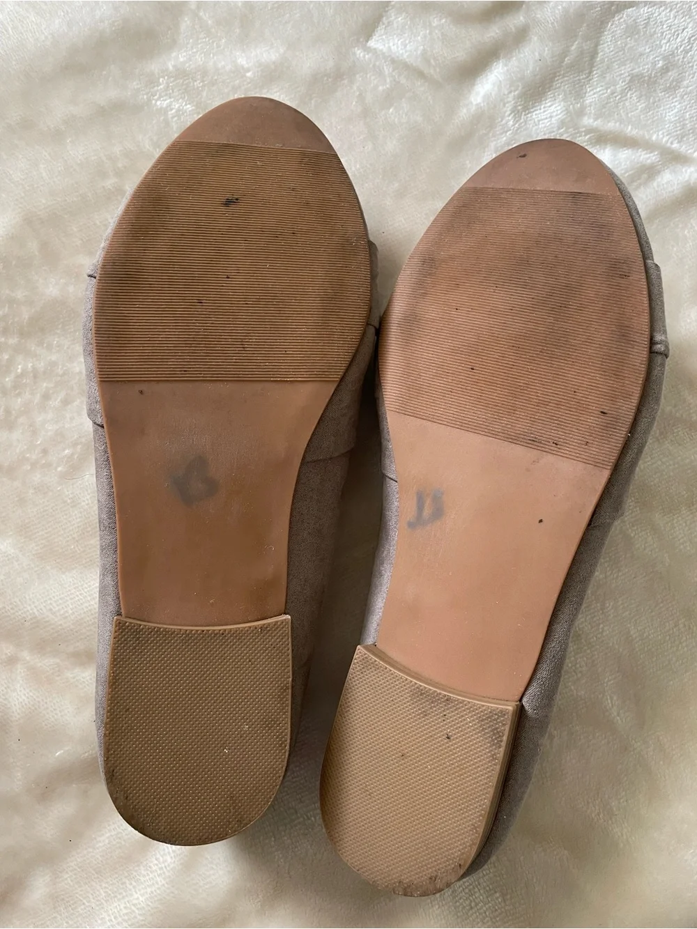 TORRID Faux Suede Pointed Toe Bow Flats Size 8